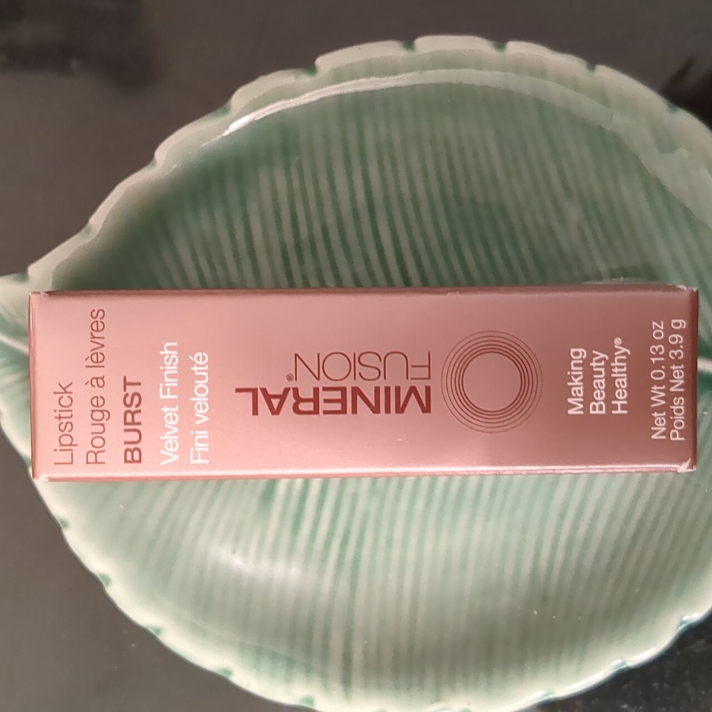 Mineral Fusion Lipstick